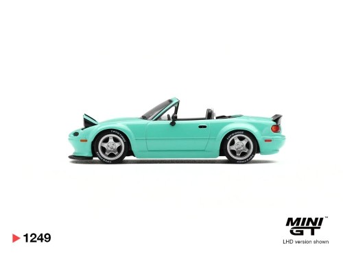 Mini GT #1249 Mazda MX-5 NA Pandem Mint Green MGT01249