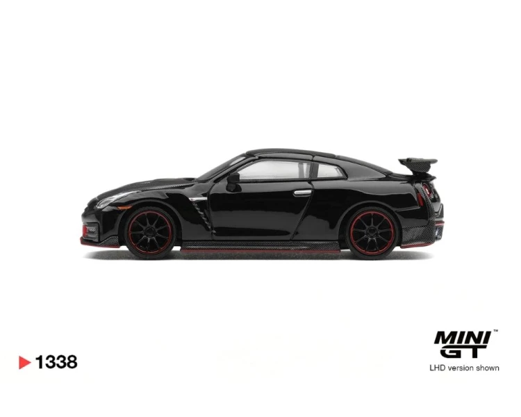Mini GT #1338 Nissan GT-R R35 Nismo Black MGT01338