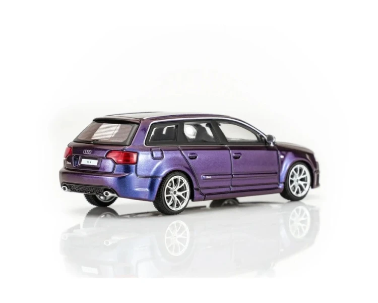 Motorhelix Audi RS4 (B7) Army Girl Purple Pearl M68311