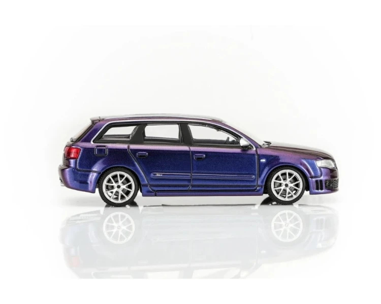 Motorhelix Audi RS4 (B7) Army Girl Purple Pearl M68311