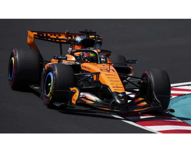 Spark McLaren Mastercard F1 Team MCL40 #81 Oscar Piastri 64S139