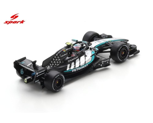 Spark Mercedes-AMG PETRONAS One Team W17 #12 Kimi Antonelli 64S141
