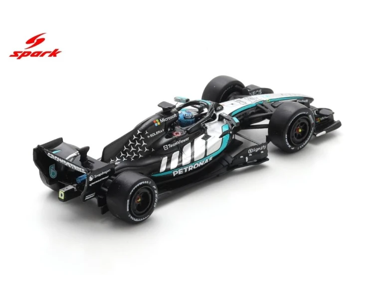 Spark Mercedes-AMG PETRONAS One Team W17 #63 George Russell 64S140