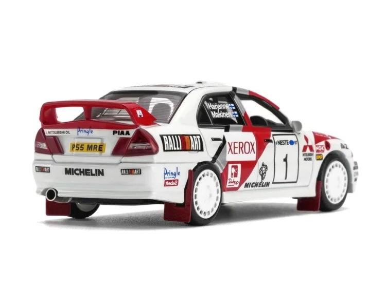 Motorhelix Mistubishi Lancer Evolution IV GSR Champion of WRC Finland M64030