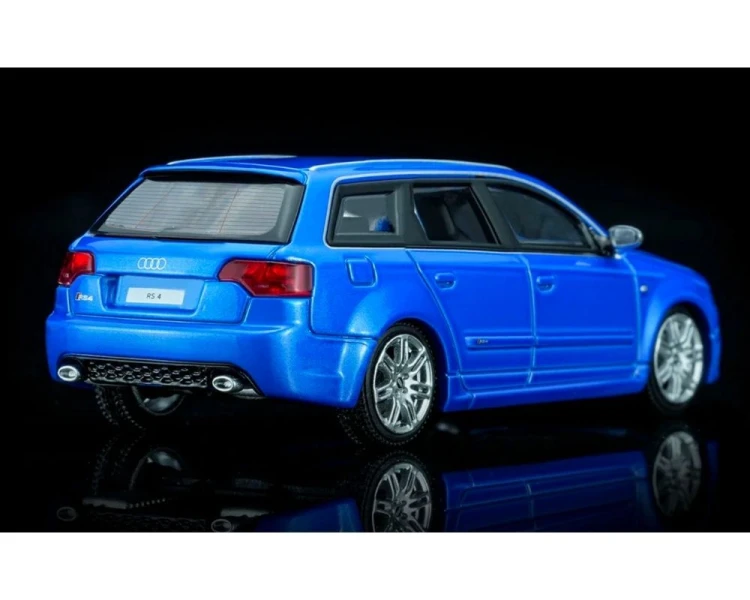 Motorhelix Audi RS4 (B7) Blue M68303