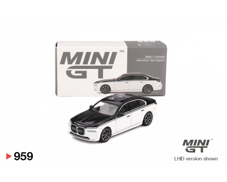 Mini GT #959 BMW i7 xDrive60 Alpine White Black Sapphire MGT00959
