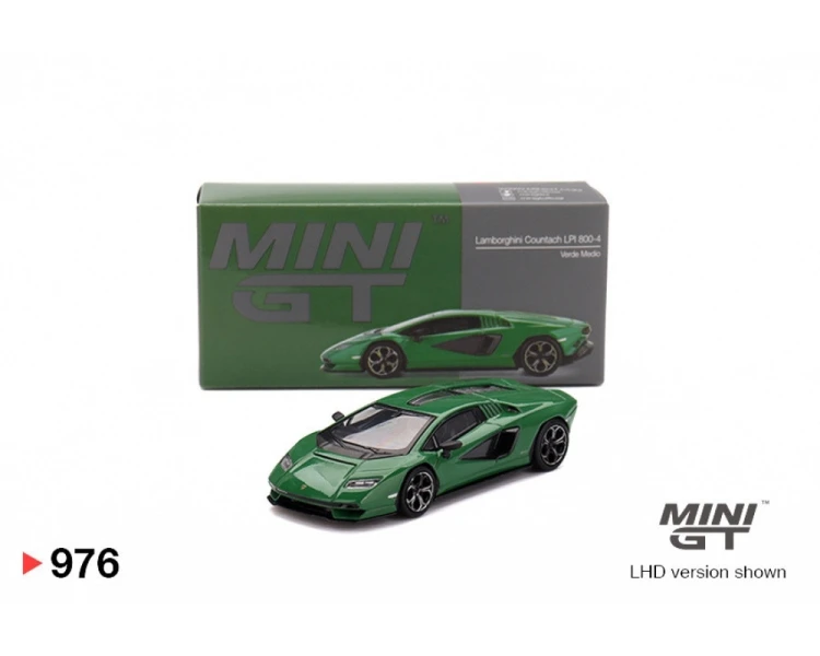 Mini GT #976 Lamborghini Countach LPI 800-4 Verde Medio MGT00976