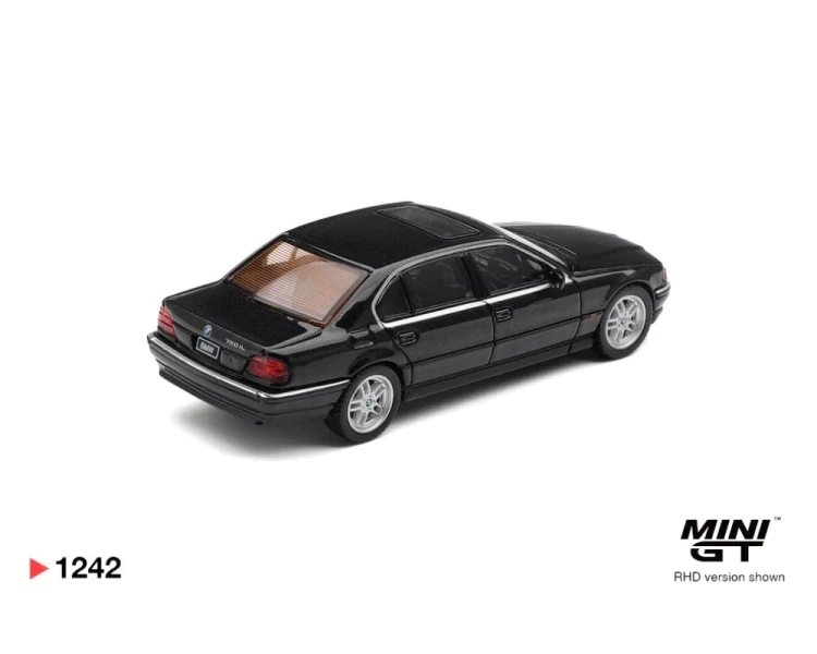 Mini GT #1242 BMW 750iL E38 Black Sapphire MGT01242